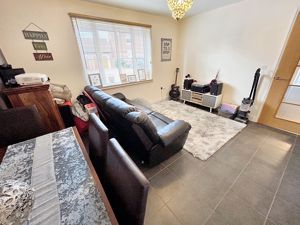 Snug lounge/games room- click for photo gallery